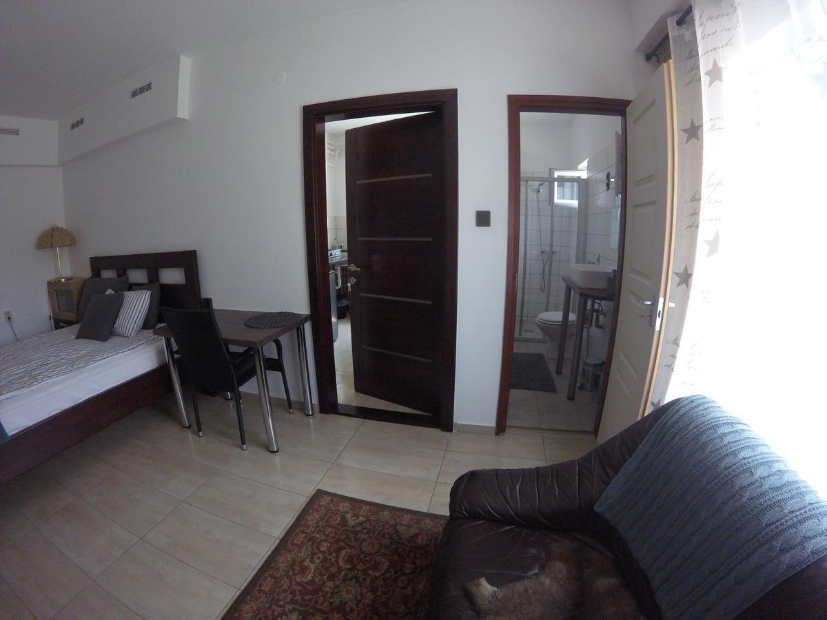 Hotel Dozsahaz Zalaegerszeg Zewnętrze zdjęcie