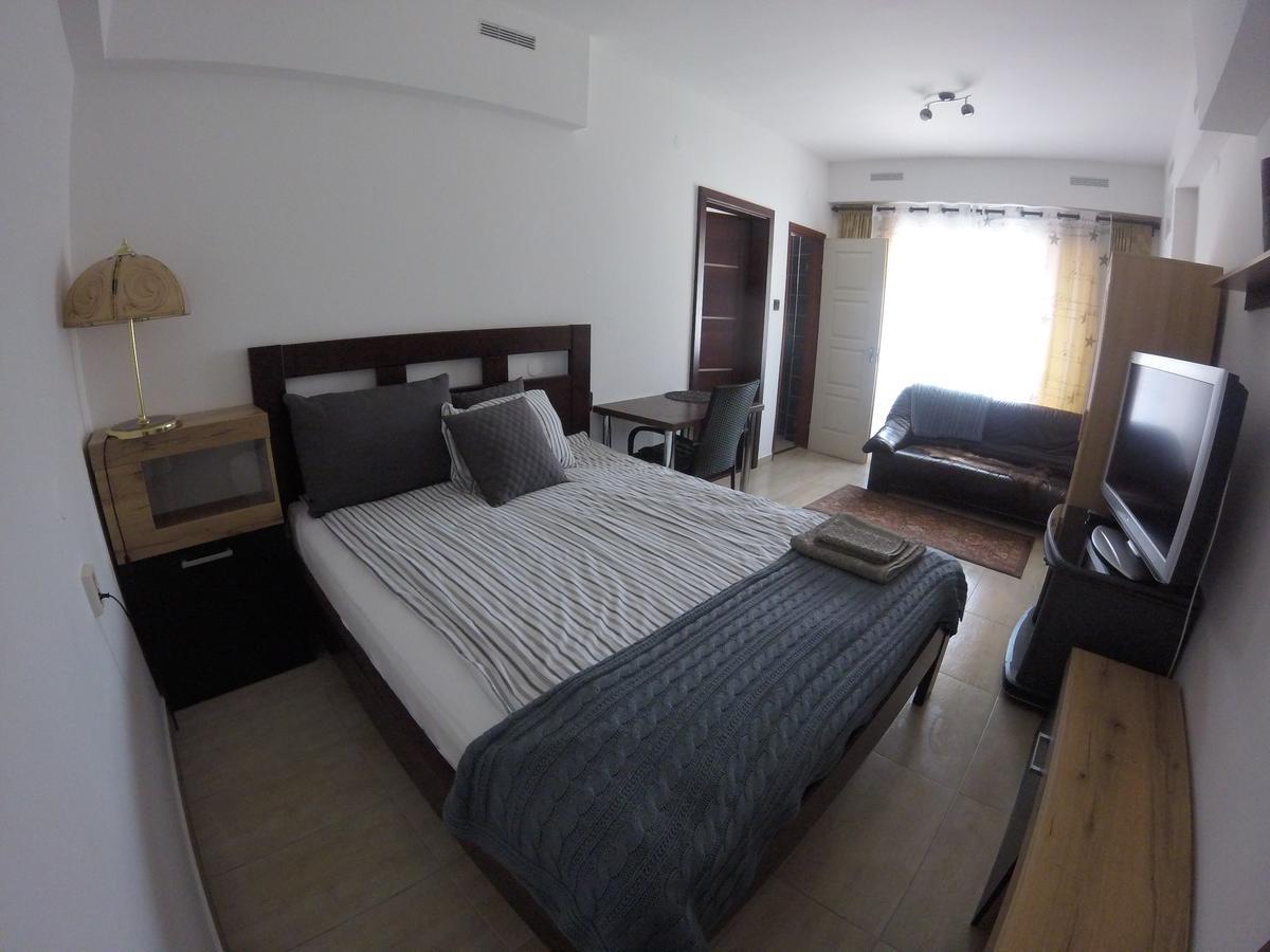 Hotel Dozsahaz Zalaegerszeg Zewnętrze zdjęcie