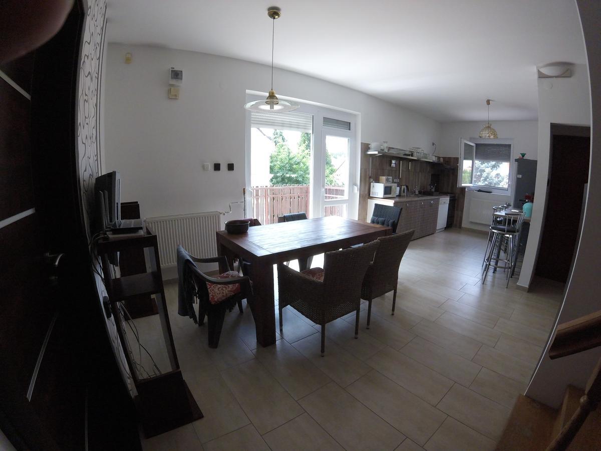 Hotel Dozsahaz Zalaegerszeg Zewnętrze zdjęcie